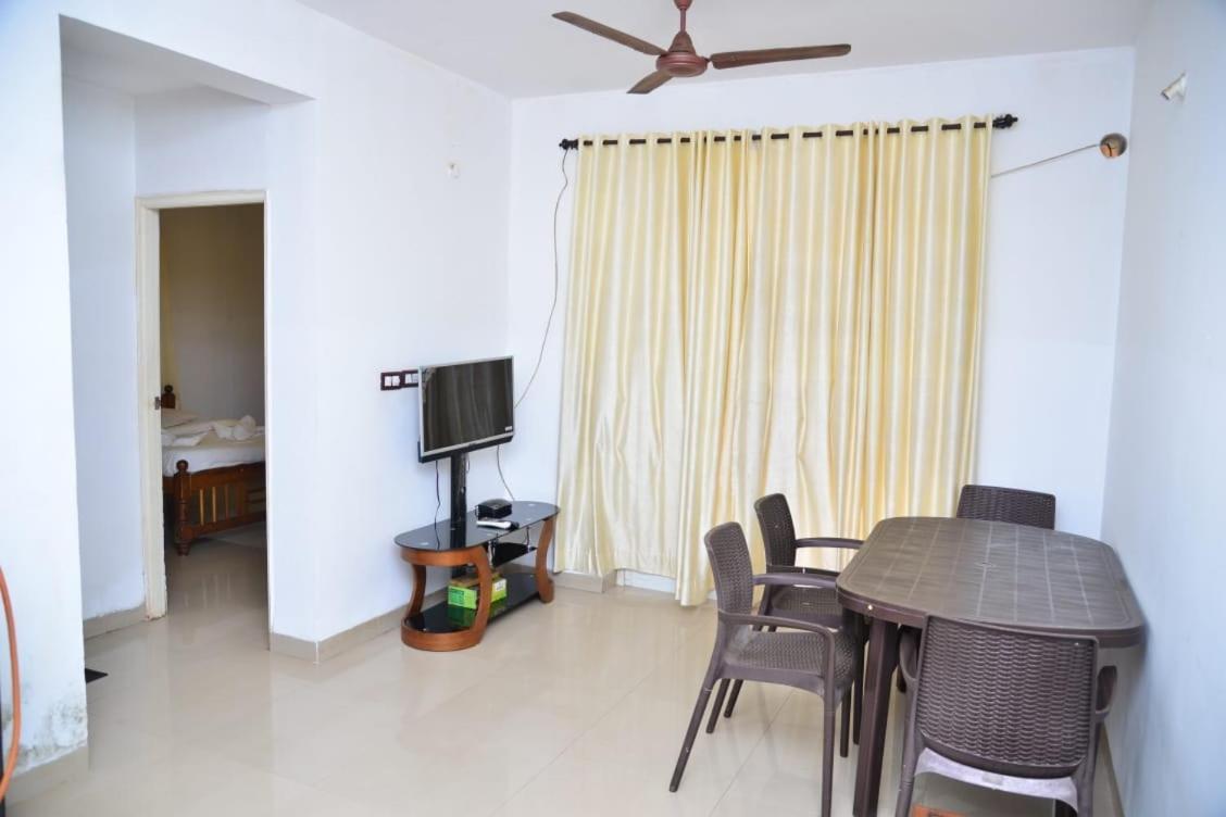 Cliff Heaven 2 Bhk Ac Apartment Orlim 외부 사진